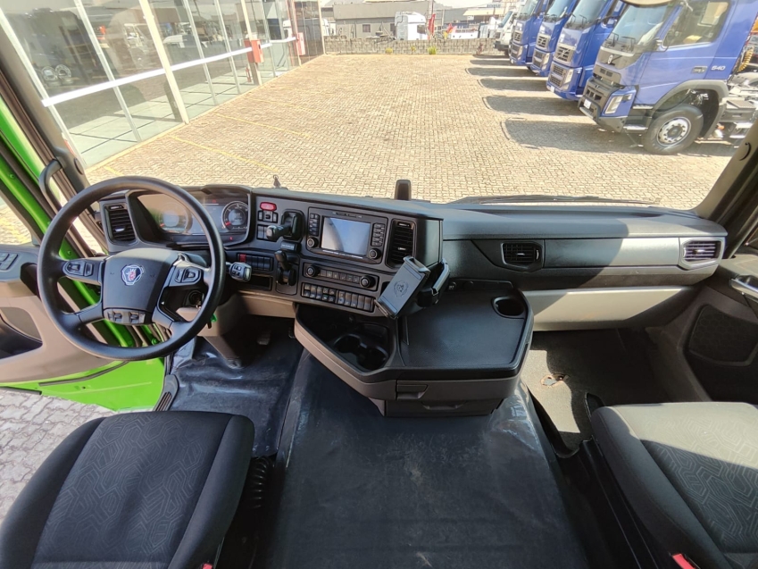 scania r 460 a6x2 diesel 2p automatico 202412