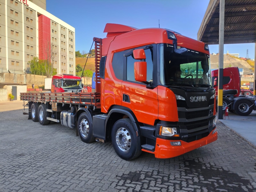 scania p 360 8x2 diesel 2p automatico 2024