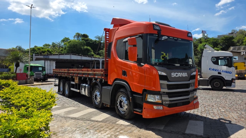 scania p 360 8x2 diesel 2p automatico 2024