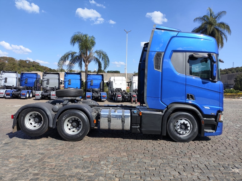 scania r 460 a6x2 diesel 2p automatico 20244