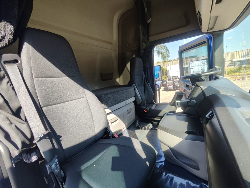 scania r 460 a6x2 diesel 2p automatico 202412