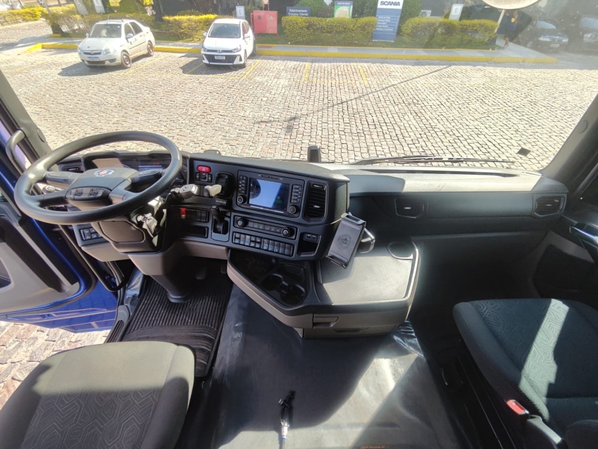scania r 460 a6x2 diesel 2p automatico 202415
