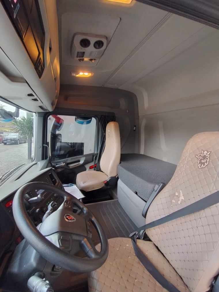 scania r 460 a6x2 diesel 2p automatico 202423