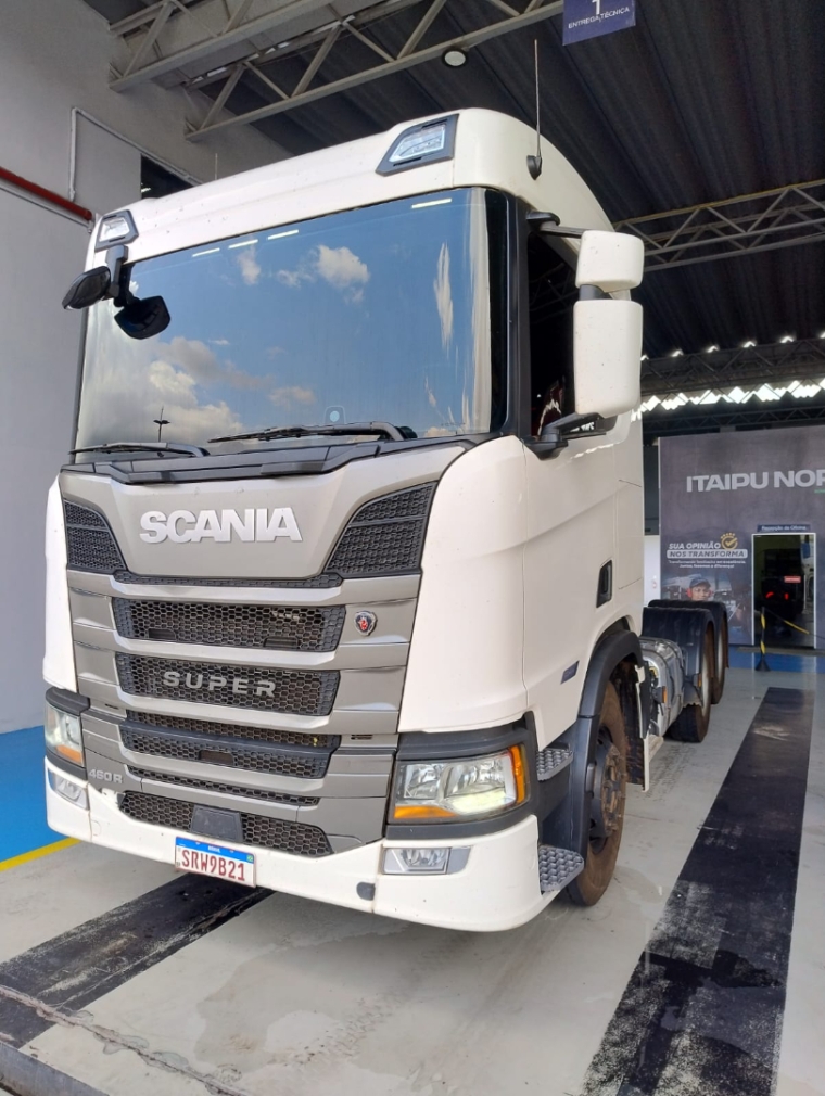 scania r 460 a6x2 diesel 2p automatico 20243