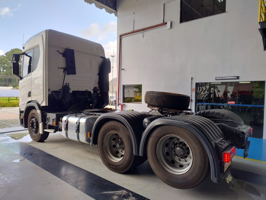 scania r 460 a6x2 diesel 2p automatico 202414