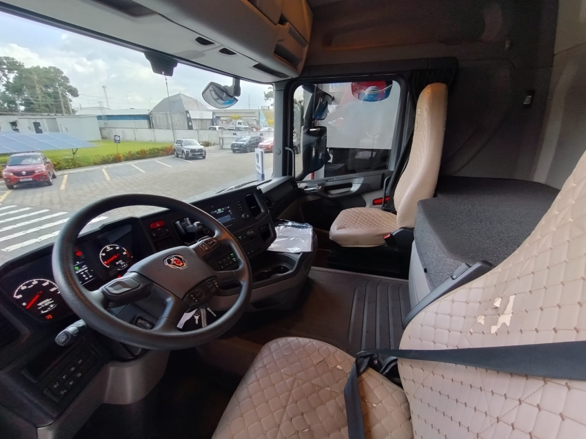 scania r 460 a6x2 diesel 2p automatico 202418