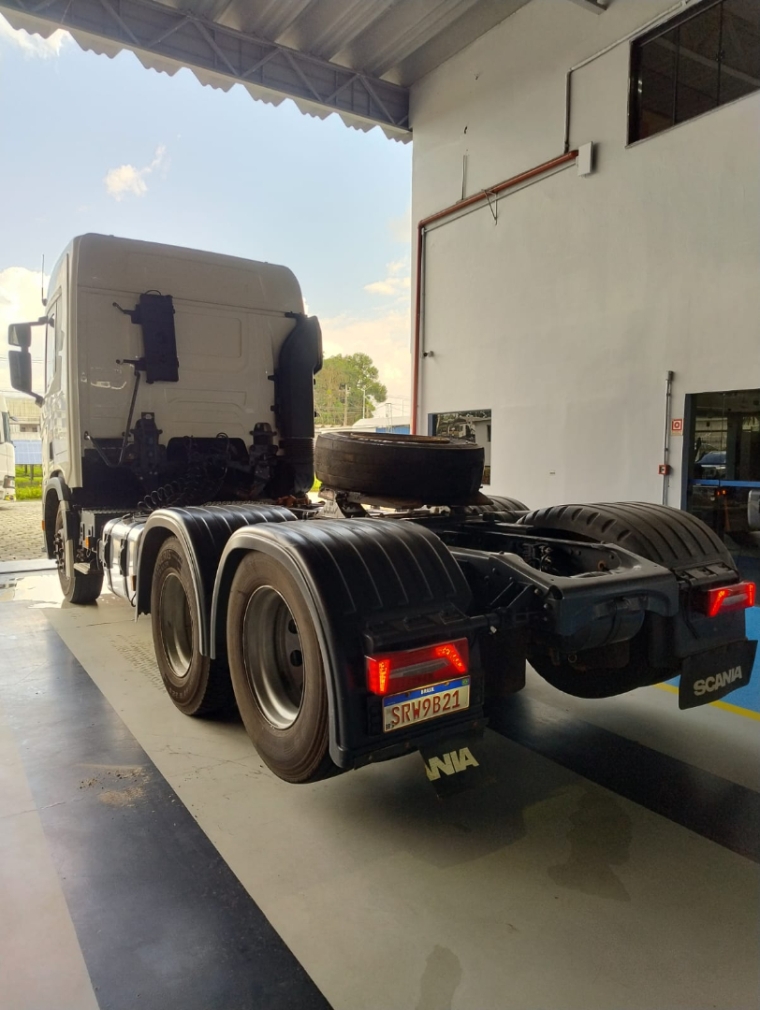 scania r 460 a6x2 diesel 2p automatico 202416