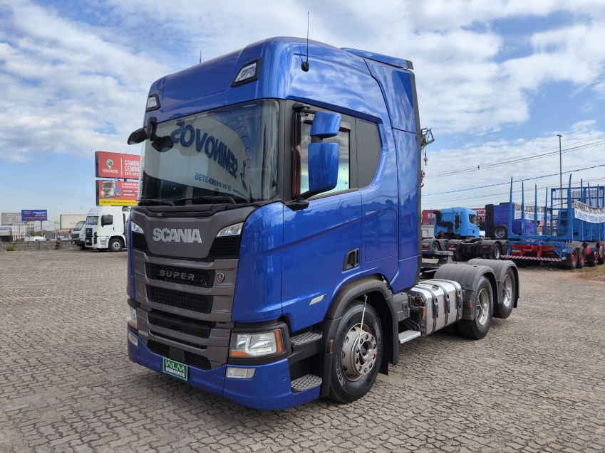 scania r 460 a6x2 diesel 2p automatico 20243