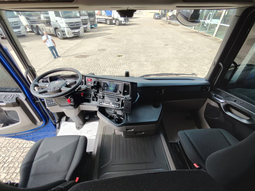 scania r 460 a6x2 diesel 2p automatico 202415