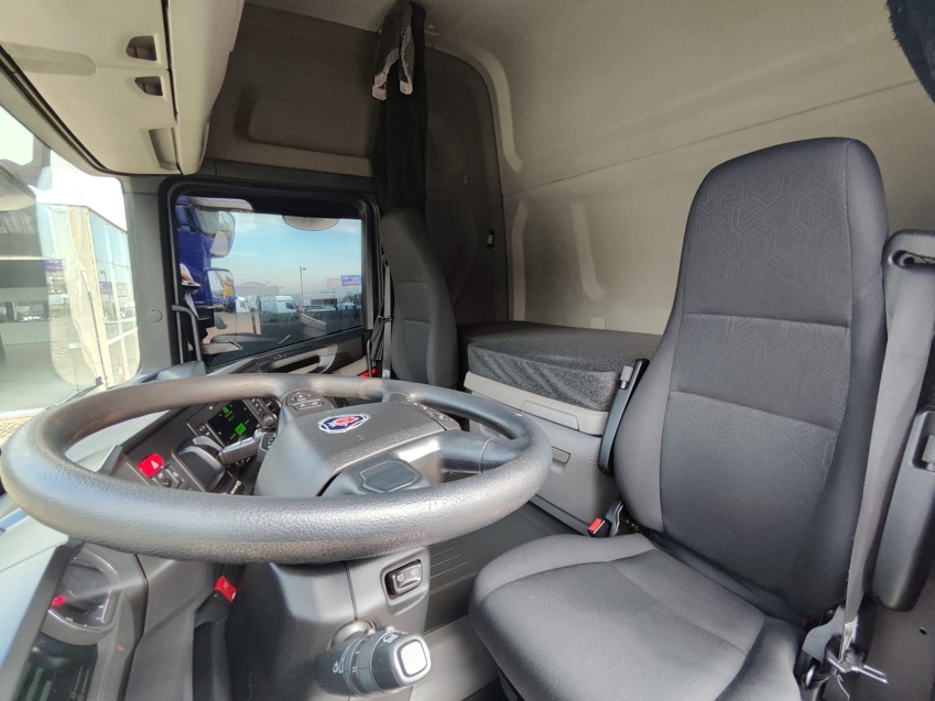 scania r 460 a6x2 diesel 2p automatico 202417
