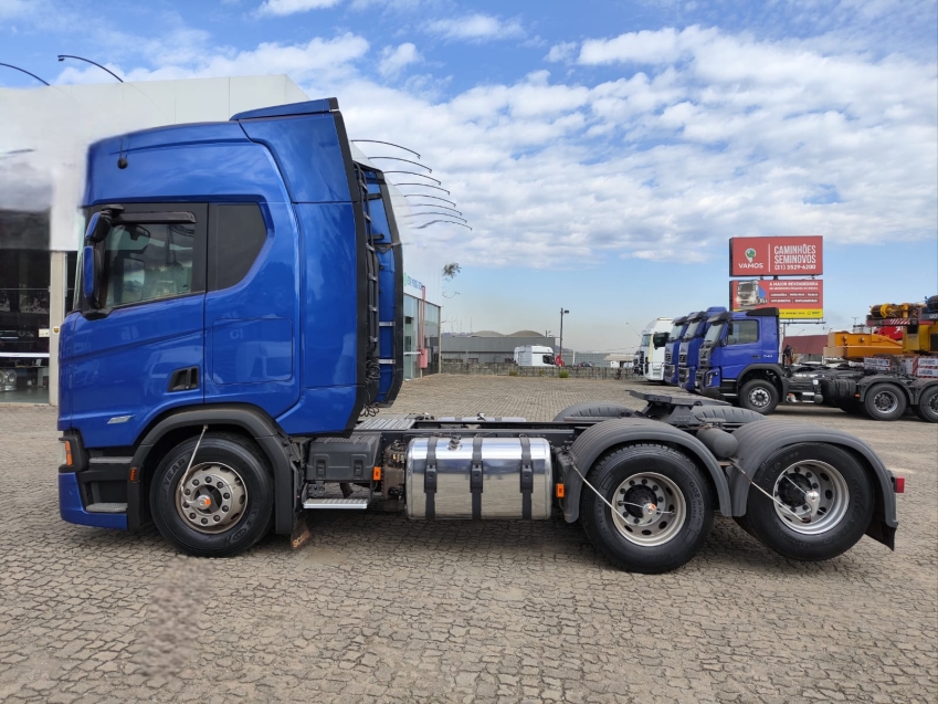 scania r 460 a6x2 diesel 2p automatico 20244