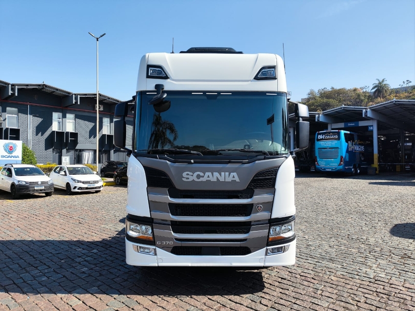scania g 370 a6x2 diesel 2p automatico 20241