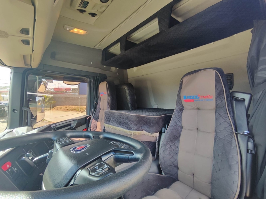 scania p320 b8x215