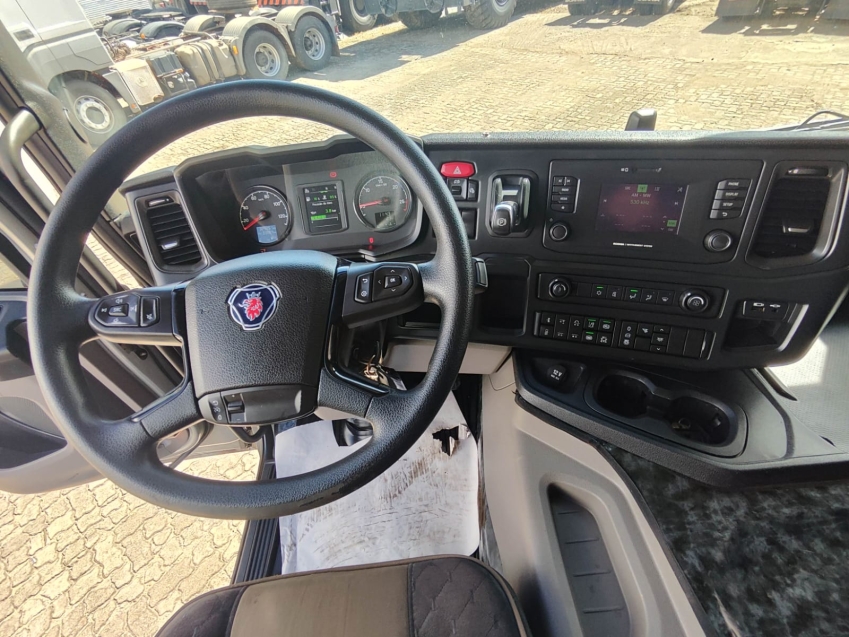 scania p320 b8x221