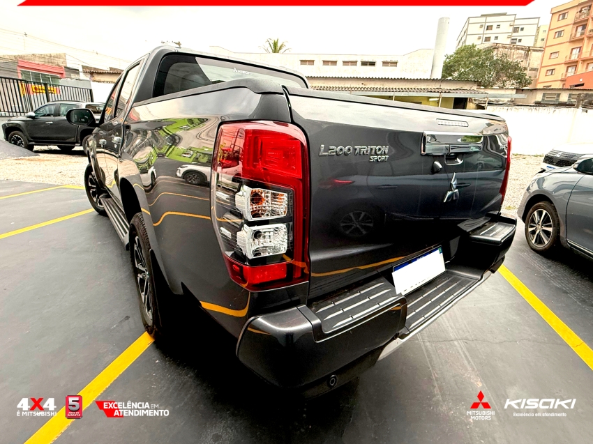mitsubishi l200 triton 2.4 16v turbo diesel sport hpe-s cd 4p 4x4 automatico 20253