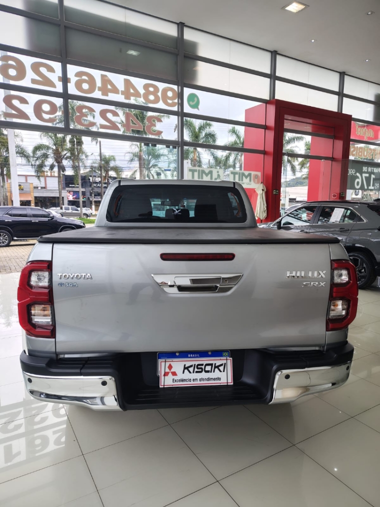 toyota hilux 2.8 d-4d turbo diesel cd srx 4x4 automatico 2.7 4p 20237
