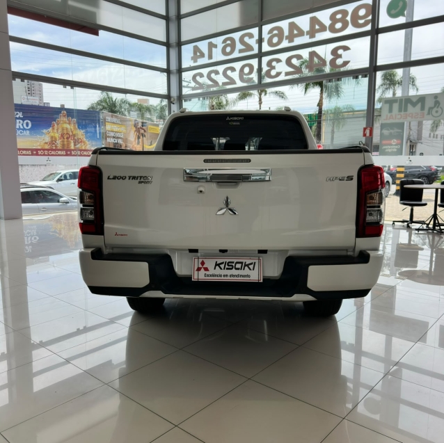 mitsubishi l200 triton 2.4 16v turbo diesel sport hpe-s cd 4p 4x4 automatico 20253