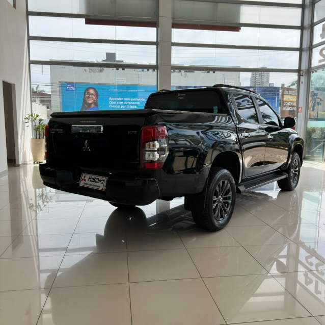 mitsubishi l200 triton 2.4 16v turbo diesel sport hpe cd 4p 4x4 automatico 20257