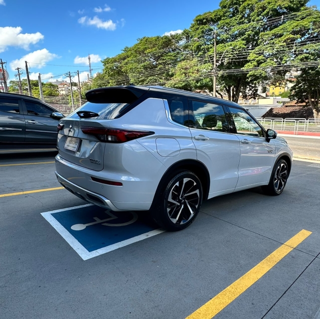 mitsubishi outlander 2.4 phev signature s-awc dht 2.3 hibrido 4p automatico 20264