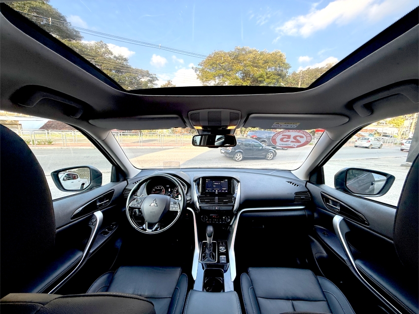 mitsubishi eclipse cross 1.5 mivec turbo gasolina hpe-s cvt 1.. 4p automatico 2025