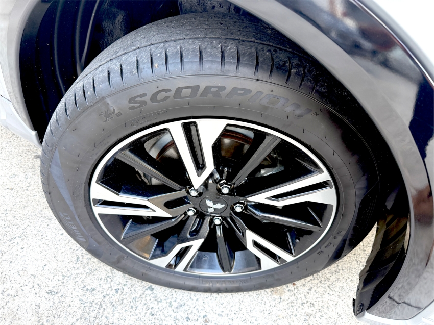 mitsubishi eclipse cross 1.5 mivec turbo gasolina hpe-s cvt 1.. 4p automatico 2025