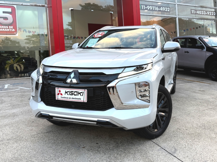 mitsubishi pajero sport 2.4 16v mivec turbo diesel legend awd automatico 5p 2024 mitsubishi pajero sport 2.4 16v mivec turbo diesel legend awd automatico 5p 2024