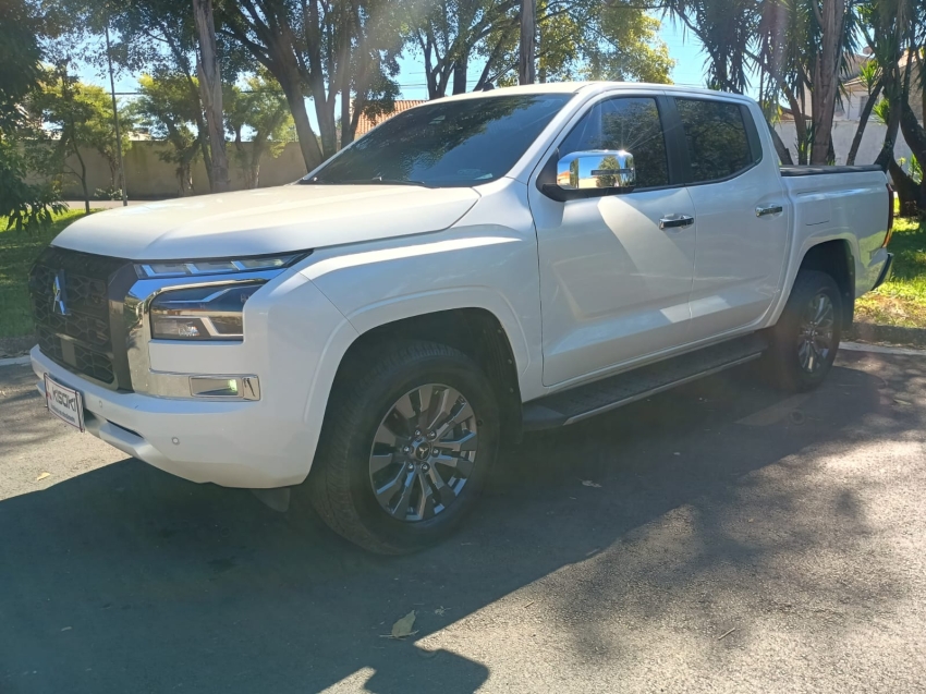 mitsubishi l200 triton 2.4 16v turbo diesel sport hpe-s cd 4p 4x4 automatico 20261