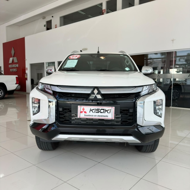mitsubishi l200 triton 2.4 16v turbo diesel sport hpe-s cd 4p 4x4 automatico 2025