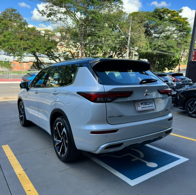 mitsubishi outlander 2.4 phev signature s-awc dht 2.3 hibrido 4p automatico 20265