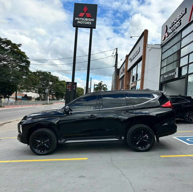 mitsubishi pajero sport 2.4 16v mivec turbo diesel legend black awd automatico 4p 202510