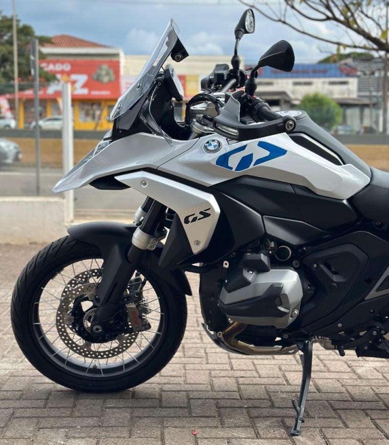bmw r 1300 gs plus gasolina manual 2025