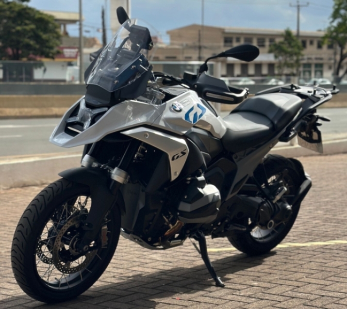 bmw r 1300 gs plus gasolina manual 2025