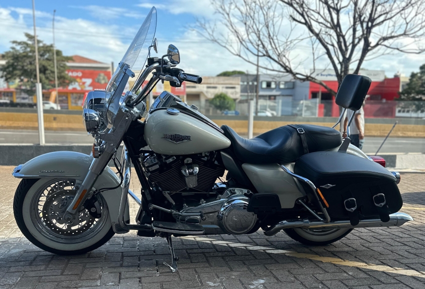 harley davidson road king classic 1800 gasolina manual 2018