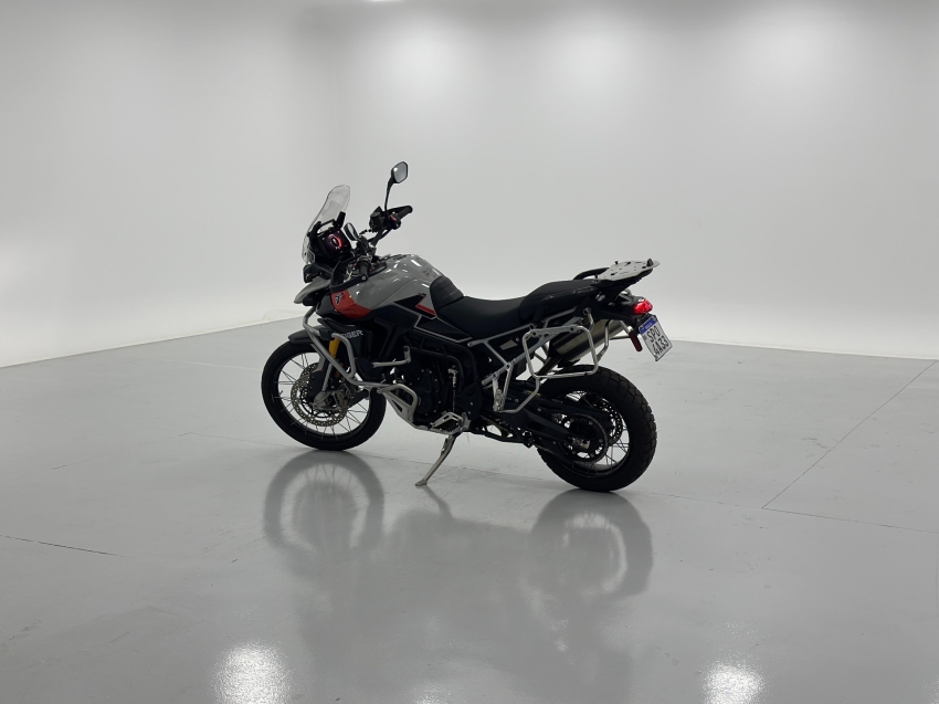 triumph tiger 900 rally pro gasolina manual 2025