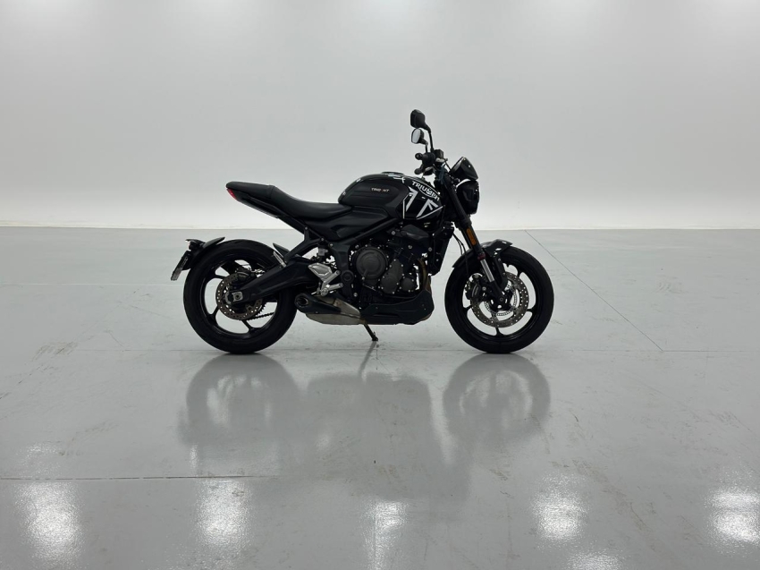 triumph trident 660 manual 2024
