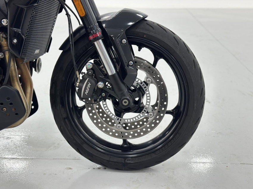 triumph trident 660 manual 2024