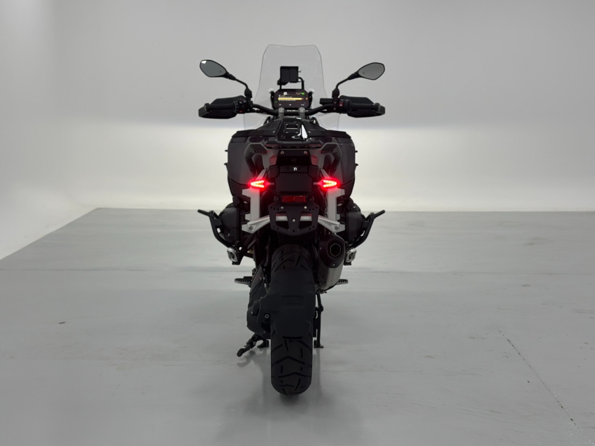 bmw r 1300 gs adventure triple black gasolina manual 2026