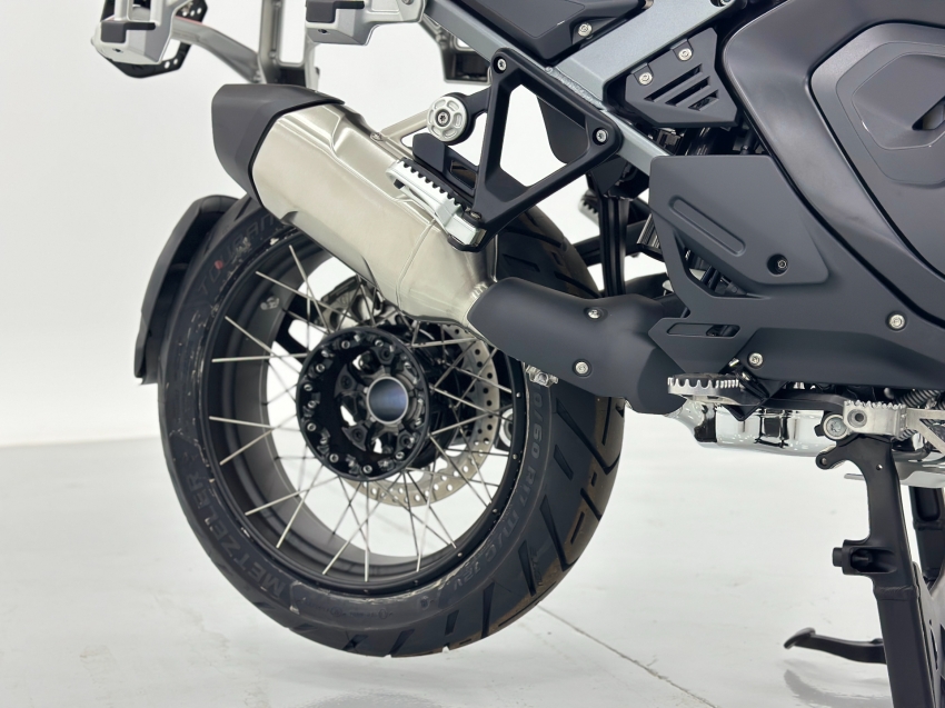 bmw r 1300 gs adventure plus gasolina manual 2026