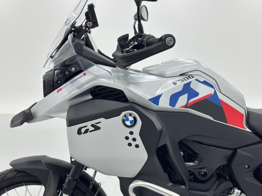 bmw f 900 gs adventure gasolina manual 2026
