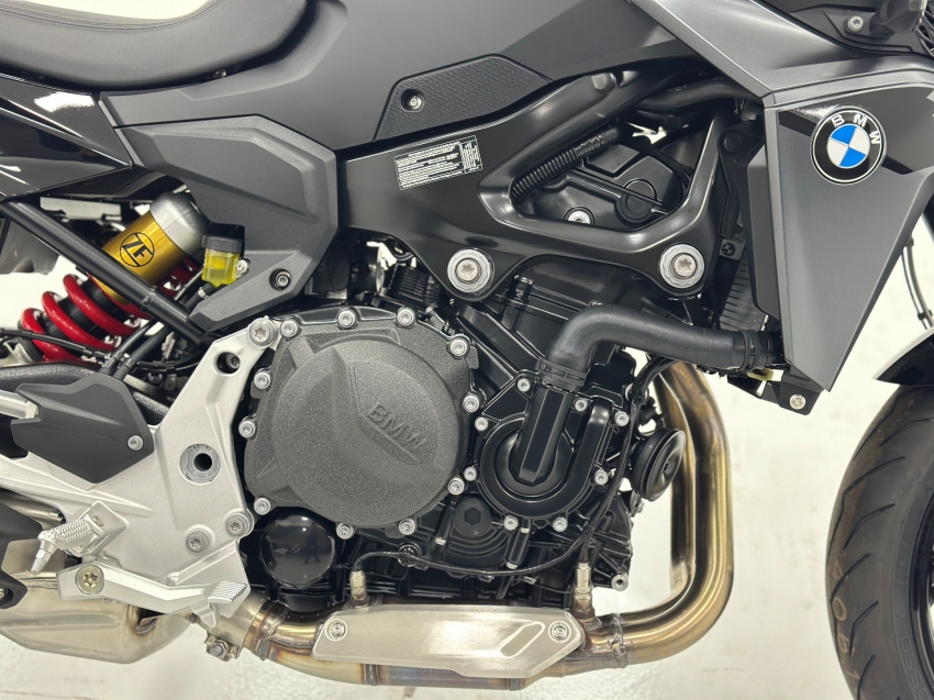 bmw f 900 r gasolina manual 2026