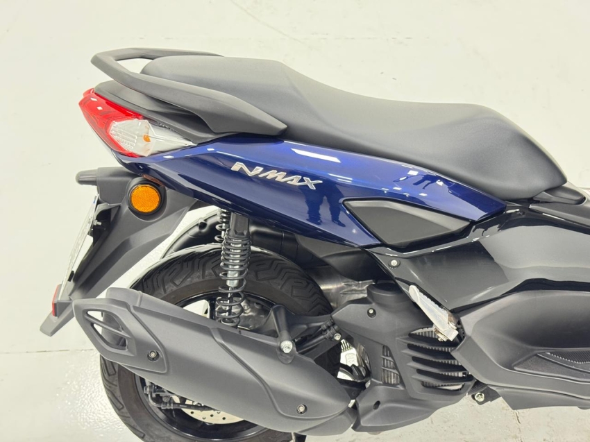 yamaha nmax 160 gasolina automatico 202211