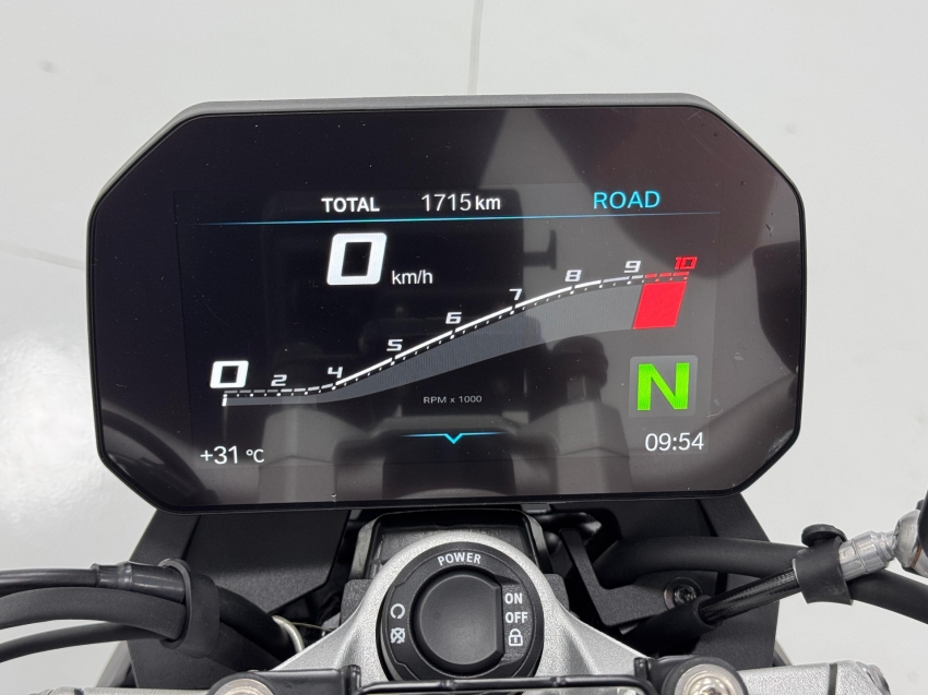 bmw f 900 r sport plus gasolina manual 202515