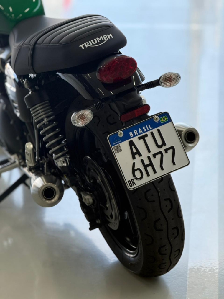 triumph speed twin 900 stealth edition gasolina manual 202411