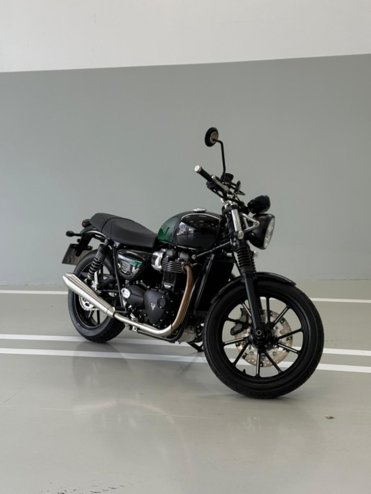 triumph speed twin 900 stealth edition gasolina manual 20241