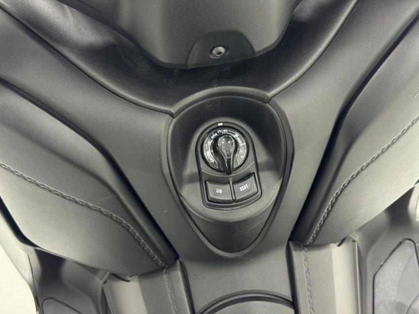 yamaha scooter xmax 250 gasolina automatico 202212