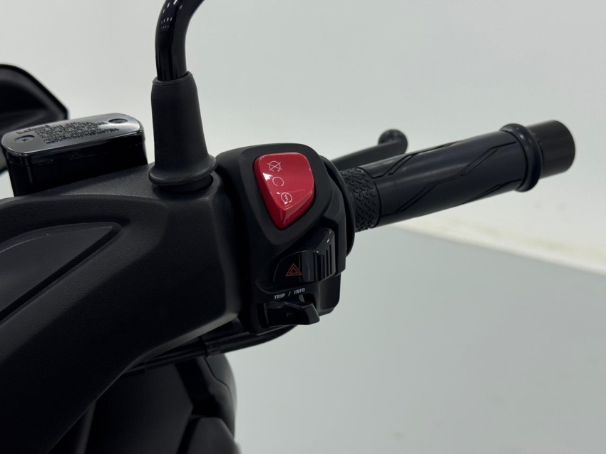 yamaha scooter xmax 250 gasolina automatico 202214
