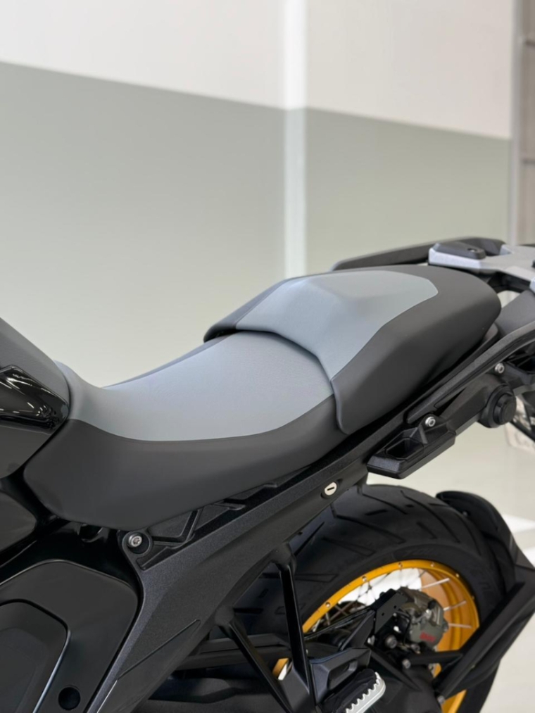 bmw r 1300 gs triple black gasolina automatico 202414