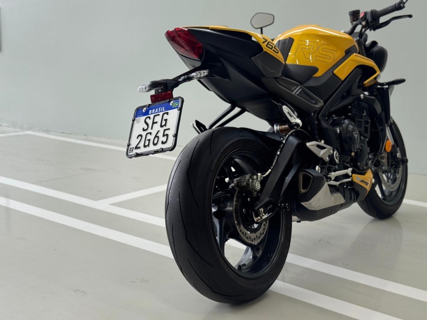 triumph street triple rs abs 765 gasolina manual 202521