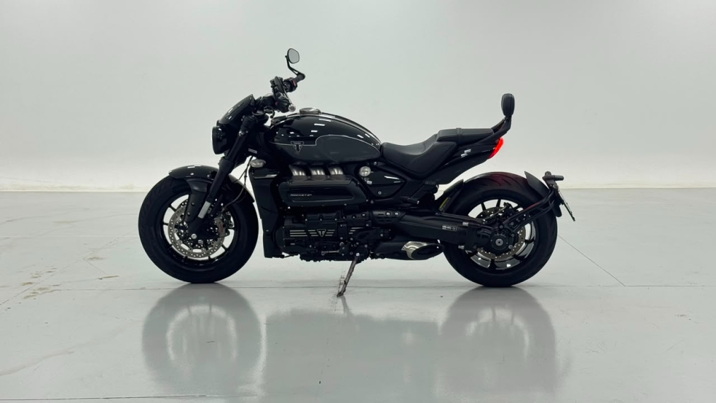triumph rocket iii strom r 2500 gasolina automatico 20254