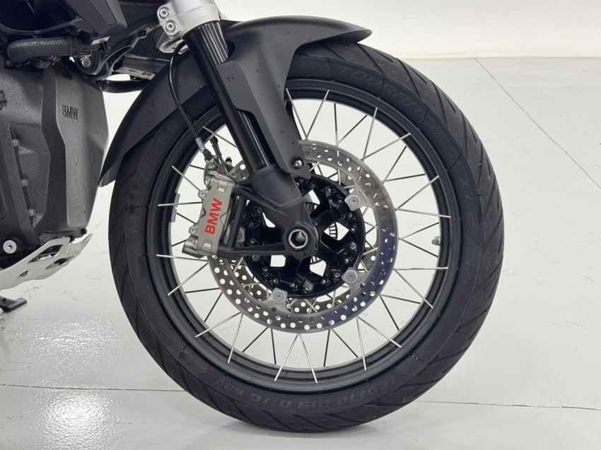 bmw r 1300 gs triple black gasolina manual 202610
